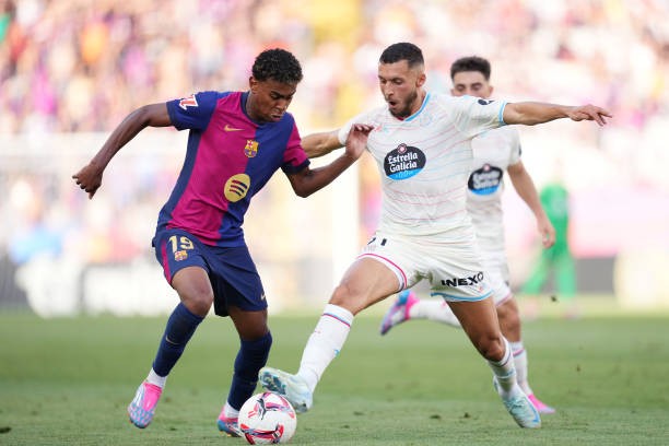 حكم مباراة برشلونة ضد بلد الوليد في الليجا