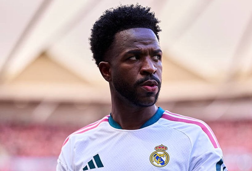 مورينيو يُفاجئ الجميع في تشكيلة ريال مدريد أمام فياريال