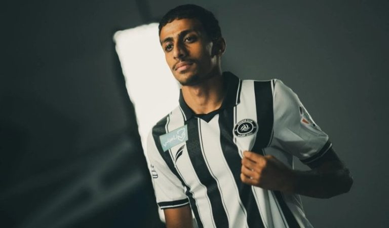 إصابة عضلية تبعد همام الهمامي عن الشباب بعد مشاركته مع الأخضر
